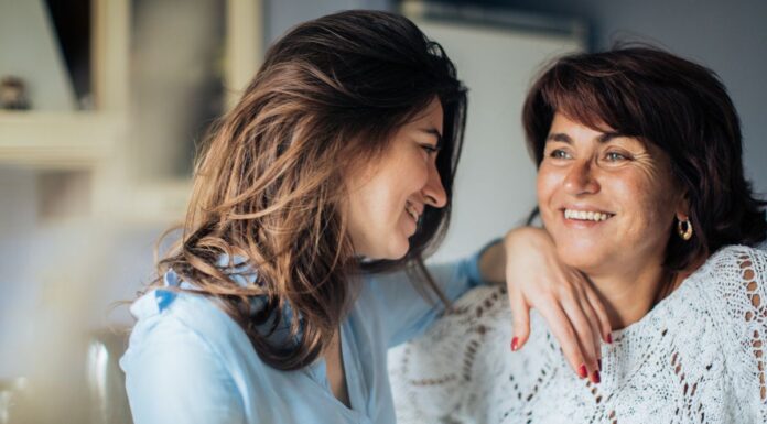 Как построить гармоничные отношения со взрослыми детьми: советы для мам